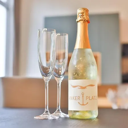 Ankerplatz, Charlotte *